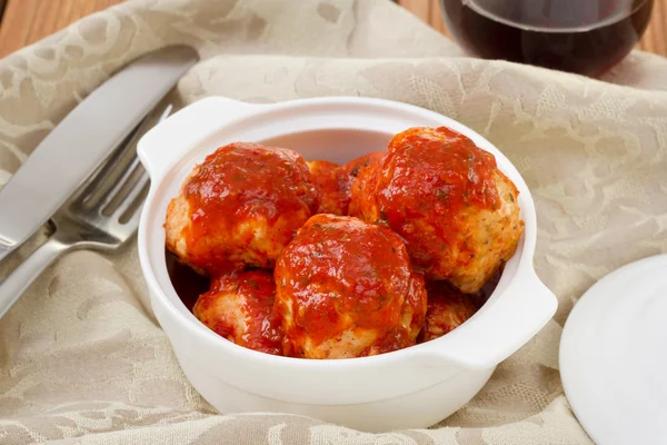 Chicken meatballs with tomato sauce — Stock Photo, Image