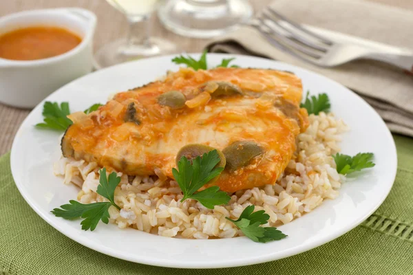 Fish with boiled rice — Stock Photo, Image