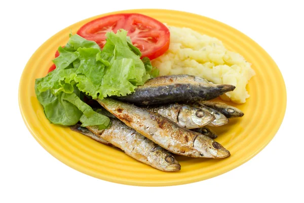 Sardinhas fritas com purê de batata — Fotografia de Stock