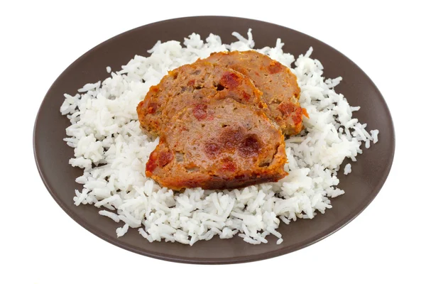 Rollo de carne con arroz hervido en el plato —  Fotos de Stock