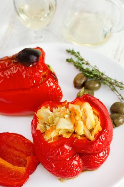 kırmızı biber, havuç ile balık