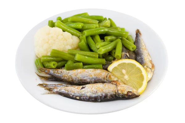 Sardinha frita no prato — Fotografia de Stock