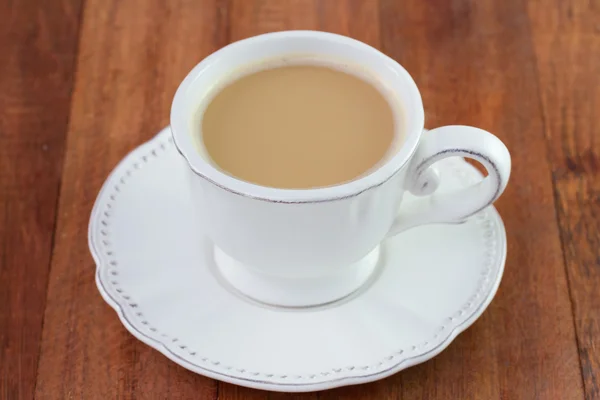 Café con leche en taza — Foto de Stock