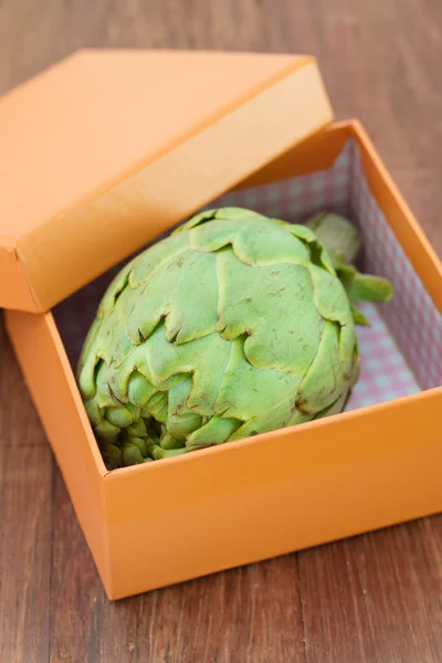 Artichoke in box — Stock Photo, Image
