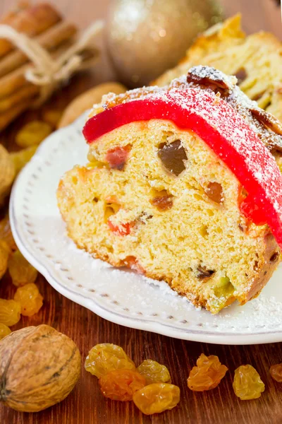 Christmas cake on plate — Stock Photo, Image