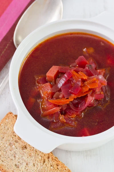 Beet soup in white bowl — Stock Photo, Image
