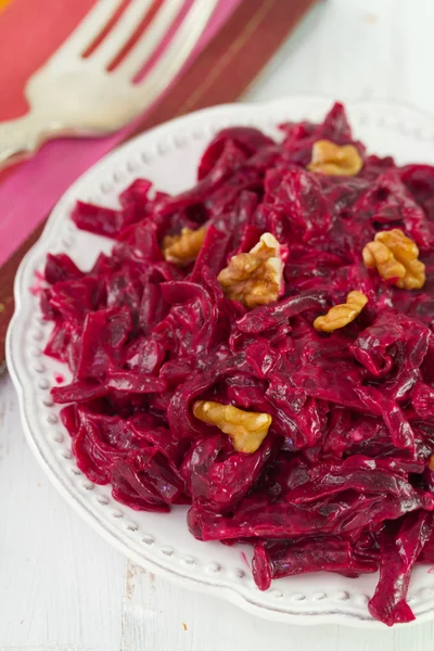 Ensalada de remolacha con nuez —  Fotos de Stock