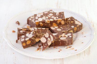 turron çikolata