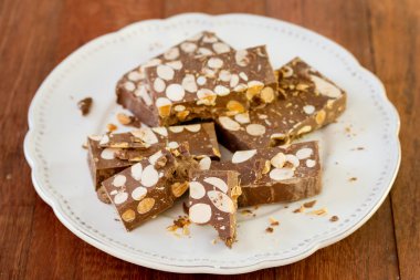 turron çikolata