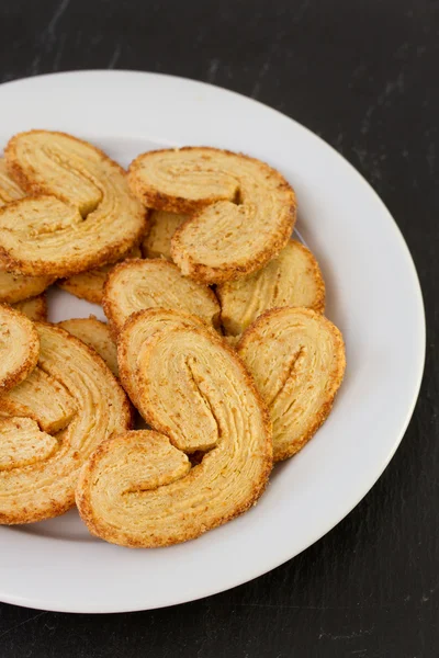 Bolinhos na placa — Fotografia de Stock