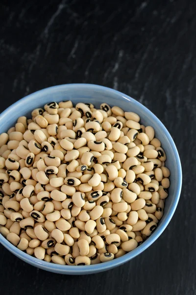 Black eyed peas in bowl — Stock Photo, Image