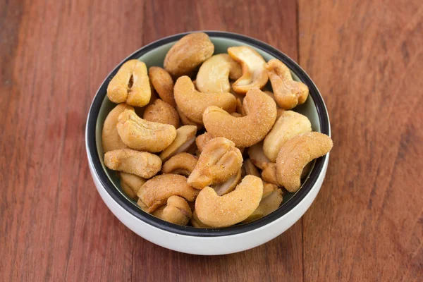 Anacardo con pimienta en un tazón — Foto de Stock