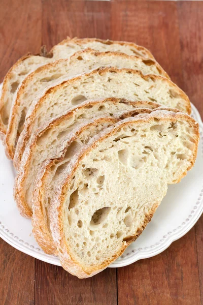 Хліб на тарілку — стокове фото
