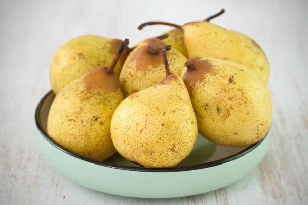 Pears in dish — Stock Photo, Image