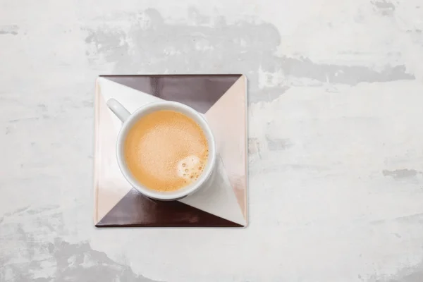 コーヒーカップのセリアックライトグレーセラミック — ストック写真