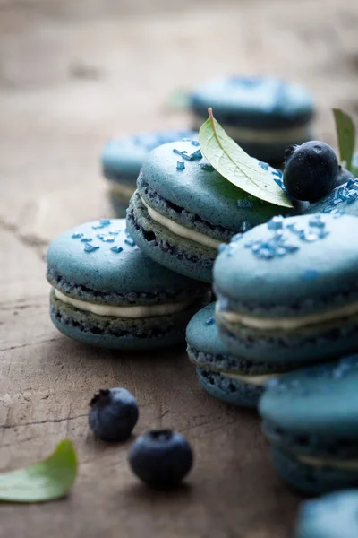 Blueberry macaroons — Stock Photo, Image