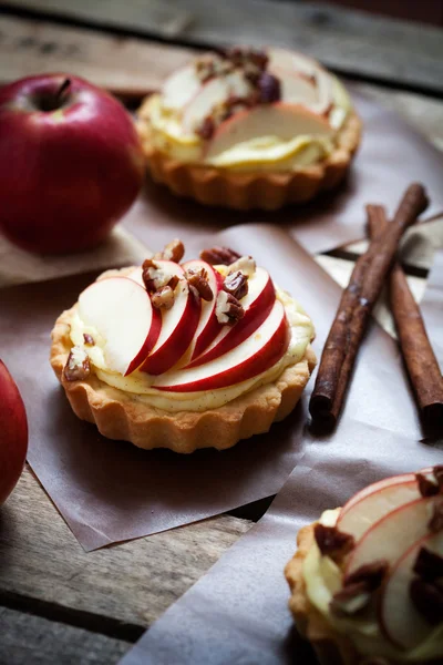 Apple tartlets — Stock Photo, Image