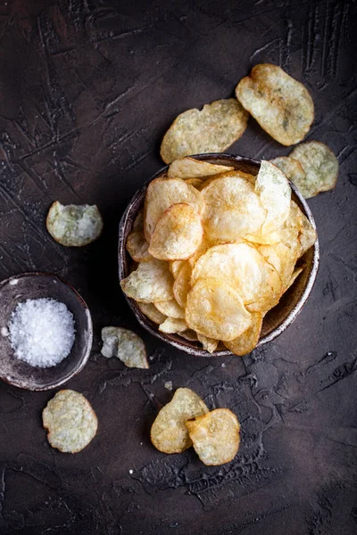 Crispy Potato Chips Salt — Stock Photo, Image