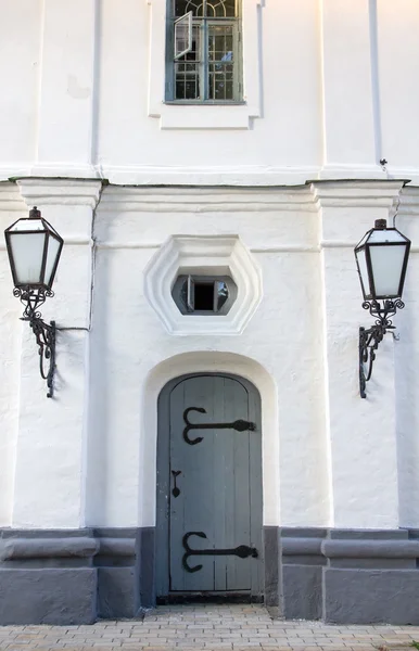 Deuren van een tempel — Stockfoto