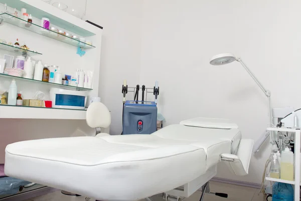 kozmetik kliniğinde ekipmanları