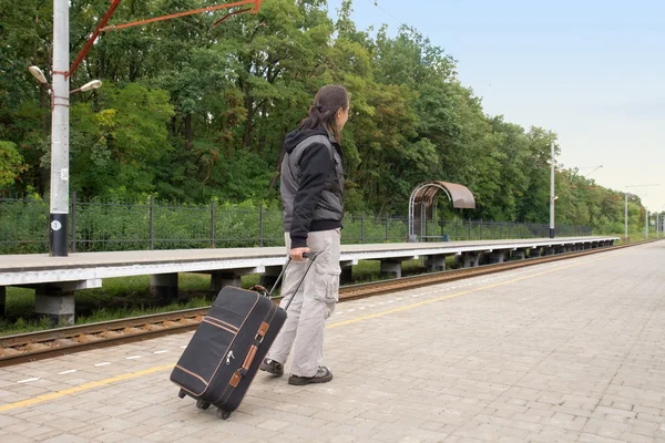 Tourist pulling bag — Stock Photo, Image