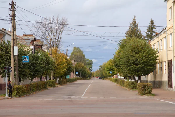 Stad straat in korosten, Oekraïne — Stockfoto