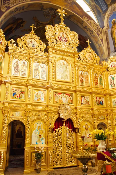 Iconostasis en la iglesia ortodoxa —  Fotos de Stock