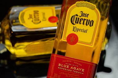 LONDON, UNITED KINGDOM - 2 Şubat 2022 Dünyaca ünlü tekila markası Jose Cuervo, kurucu Don Jose Antonio de Cuervo 'nun soyundan geliyor.