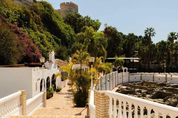 ALMUNECAR, SPAIN - 02 Mart 2022 Tuzlu Balık Fabrikası, ana arkeolojik cazibe, garumun üretildiği tuzlu akvaryumlardır, balık bağırsağından yapılan bir sostu ve neredeyse tüm dishe için lezzet artırıcı bir baharat olarak bilinir.