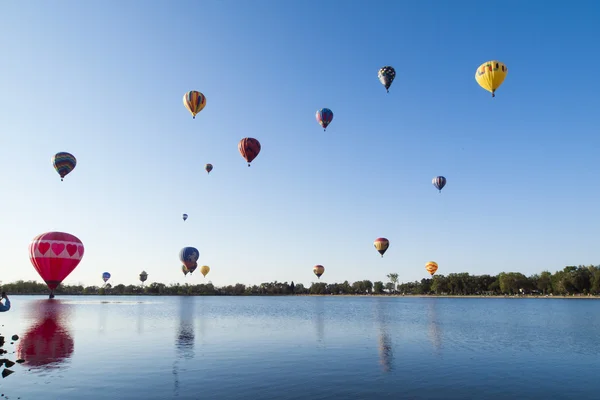 Luftballonshow — Stockfoto