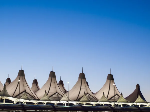 Internationale luchthaven van Denver — Stockfoto