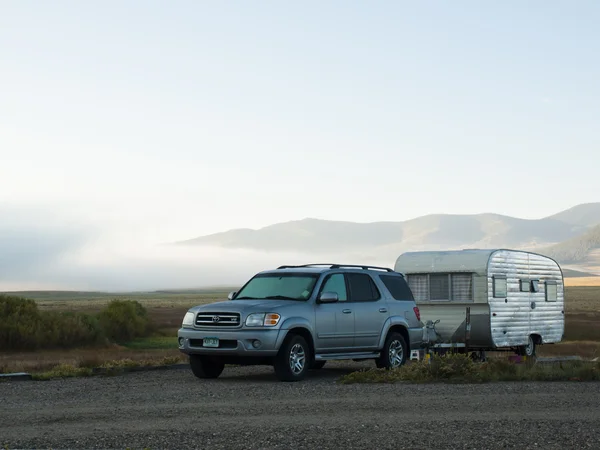 Wohnmobil-Camping — Stockfoto