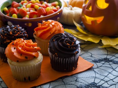 Cadılar Bayramı cupcakes