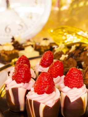 Muhtelif petite parti hamur işleri