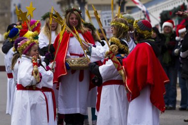 Santa Lucia çocuk alay