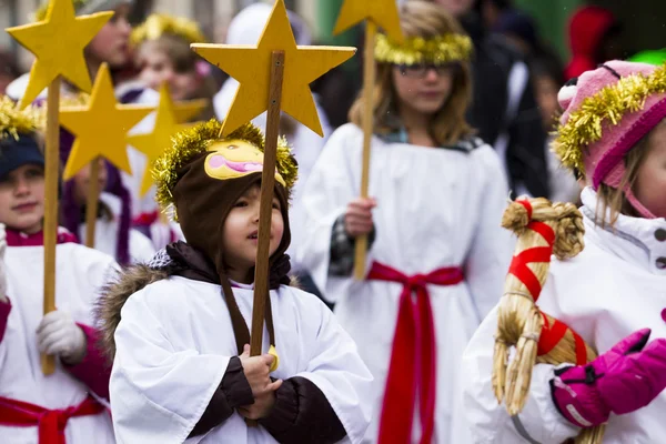 Santa Lucia çocuk alay