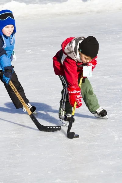 Patinagem no gelo — Fotografia de Stock