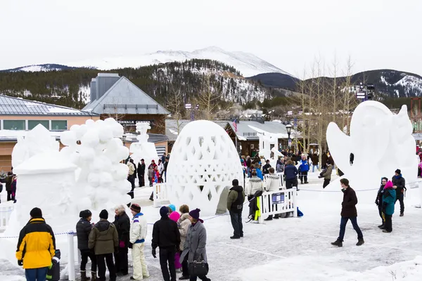 Escultura de neve — Fotografia de Stock