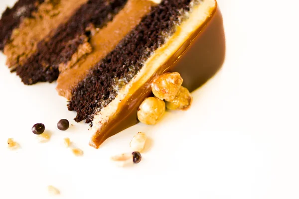 Schokolade, Haselnuss und Karamellkuchen — Stockfoto