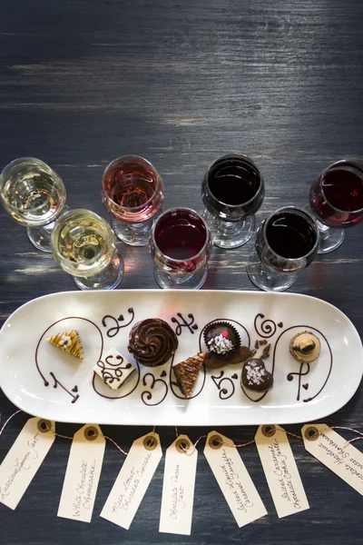 Wine and Chocolates — Stock Photo, Image