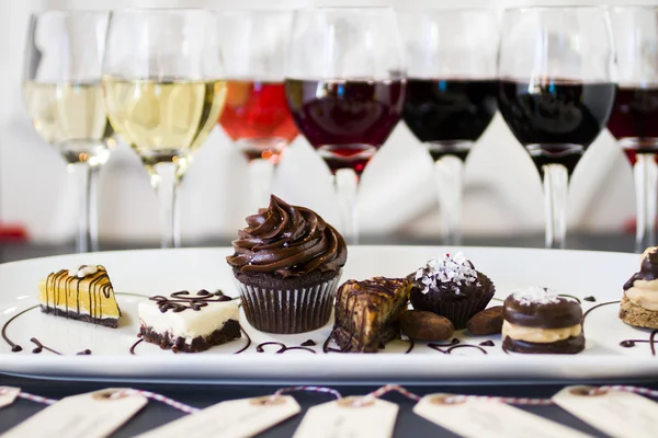 Wine and Chocolates — Stock Photo, Image