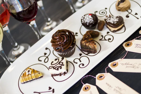 Wine and Chocolates — Stock Photo, Image