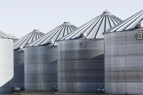 Silos de grãos — Fotografia de Stock