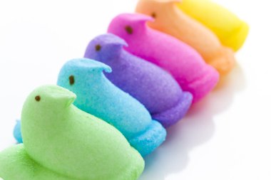 Gökkuşağı Paskalya