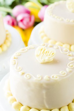 beyaz çikolata bal lavanta kek