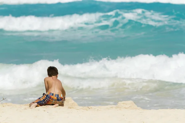 ชายหาดของทะเลแคริบเบียน — ภาพถ่ายสต็อก