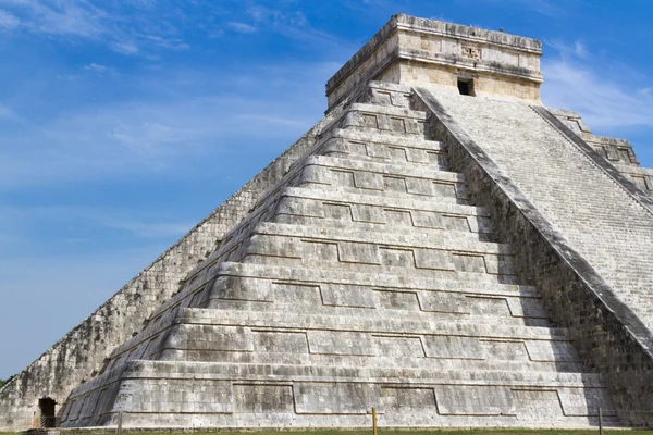 Mayan pyramid — Stock Photo, Image