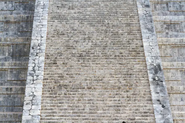 Mayan pyramid — Stock Photo, Image