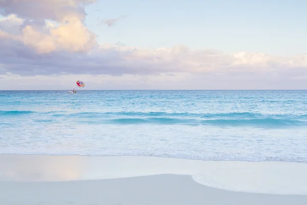 Strand van de Caribische zee — Stockfoto