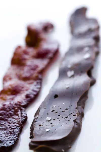 Tocino cubierto de chocolate —  Fotos de Stock